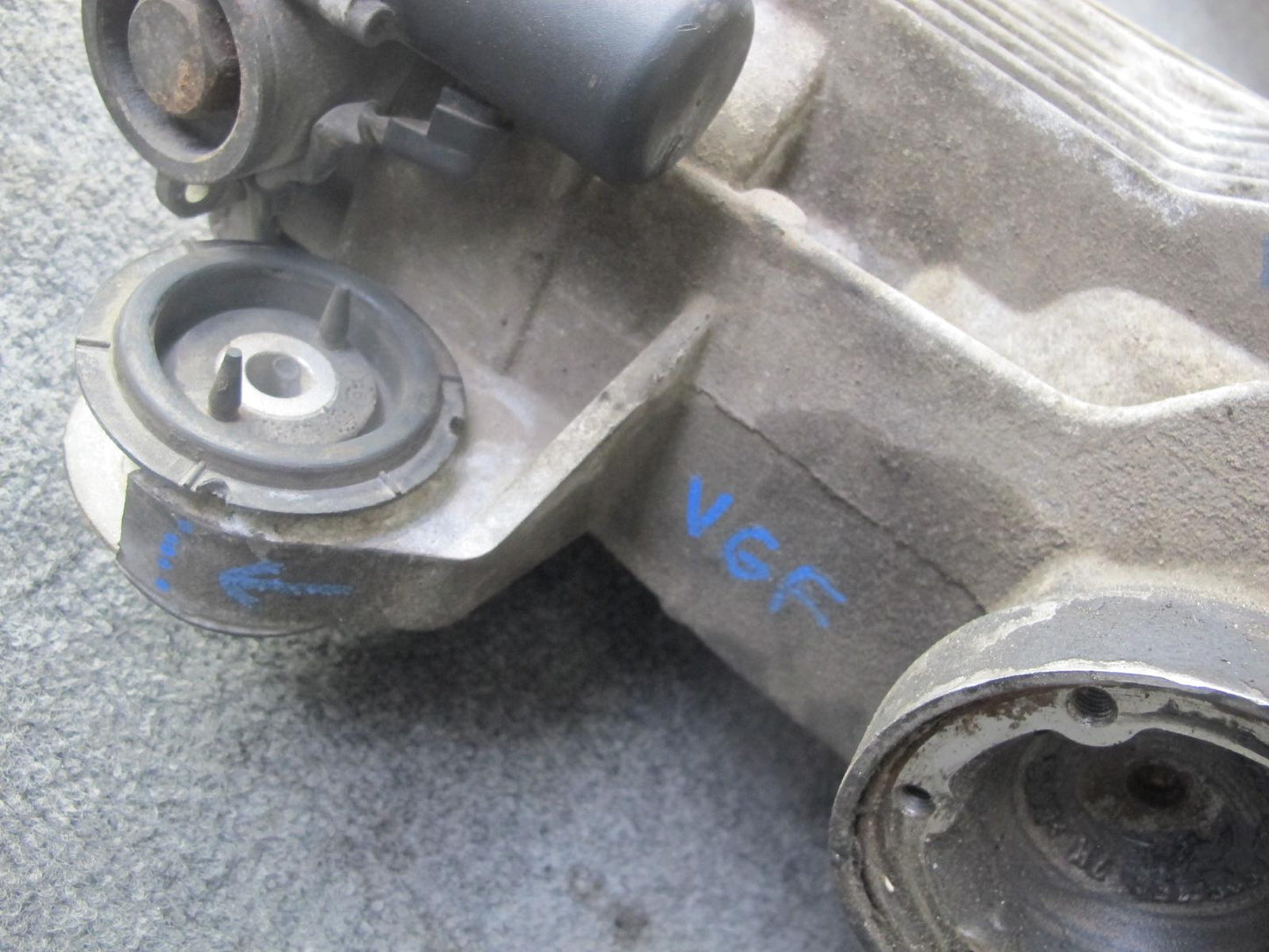 2008 VW Golf R32 MK5 VR6 AWD Haldex Rear Differential Carrier 148K Miles OEM