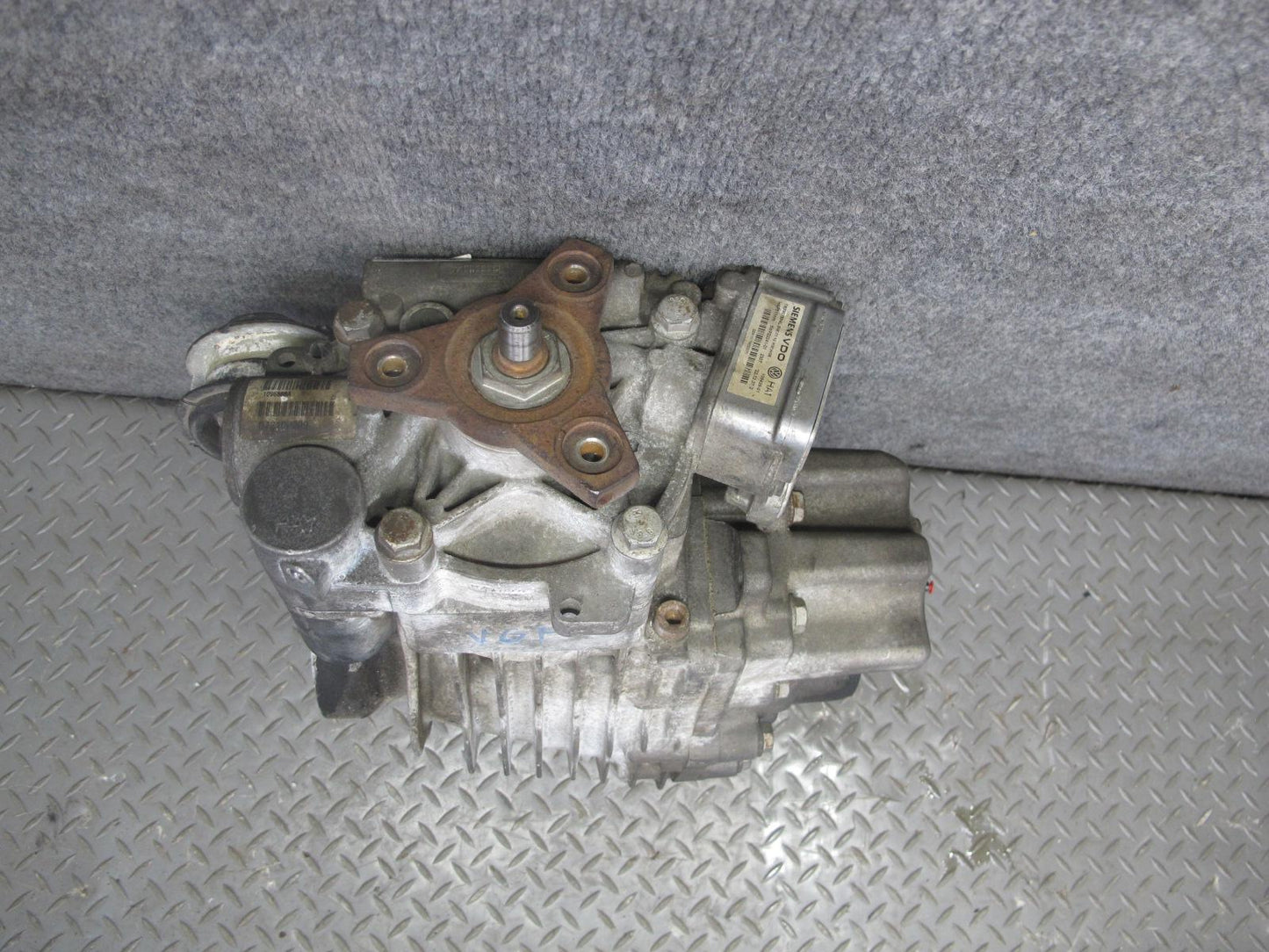2008 VW Golf R32 MK5 VR6 AWD Haldex Rear Differential Carrier 148K Miles OEM
