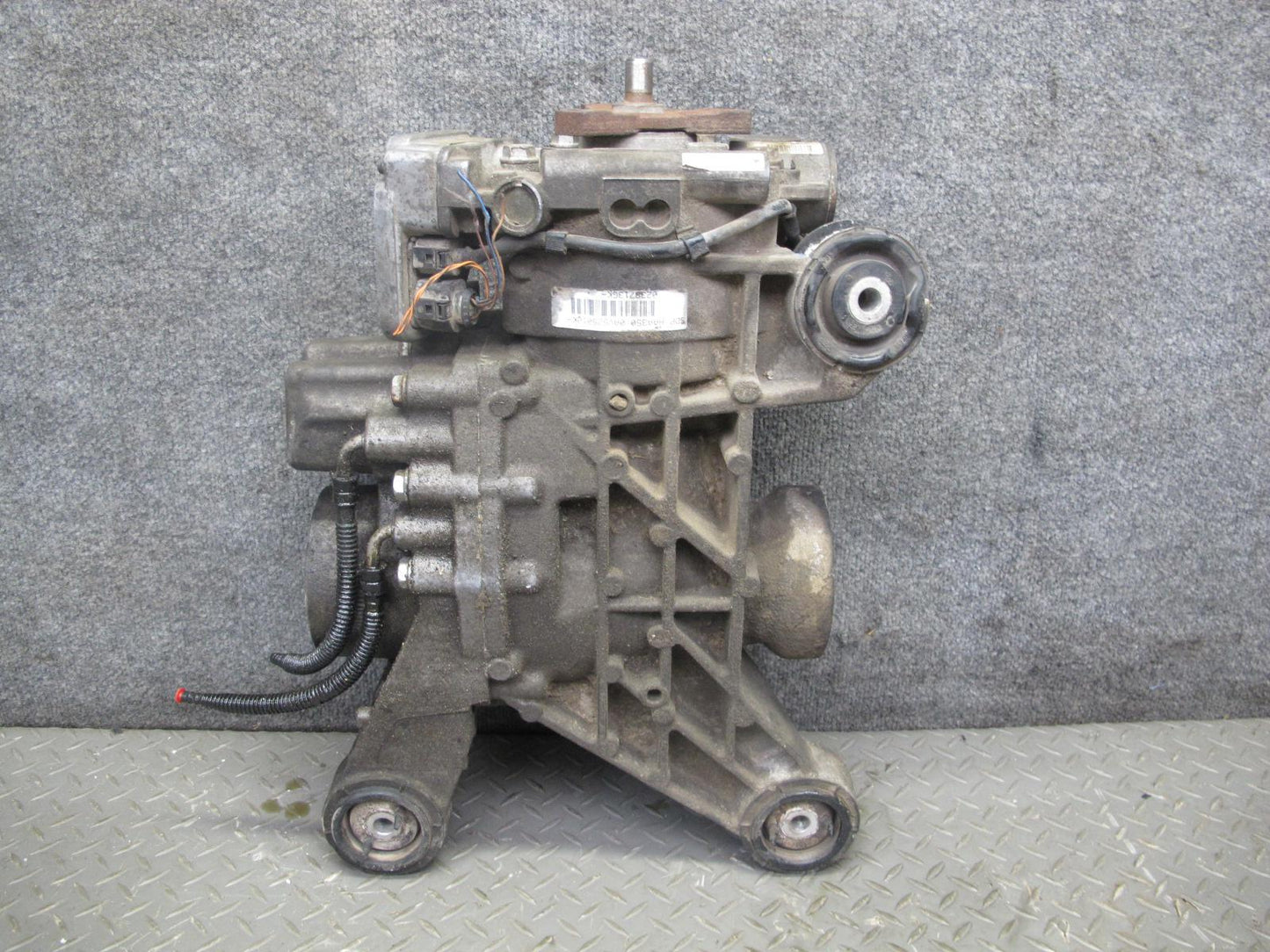2008 VW Golf R32 MK5 VR6 AWD Haldex Rear Differential Carrier 148K Miles OEM