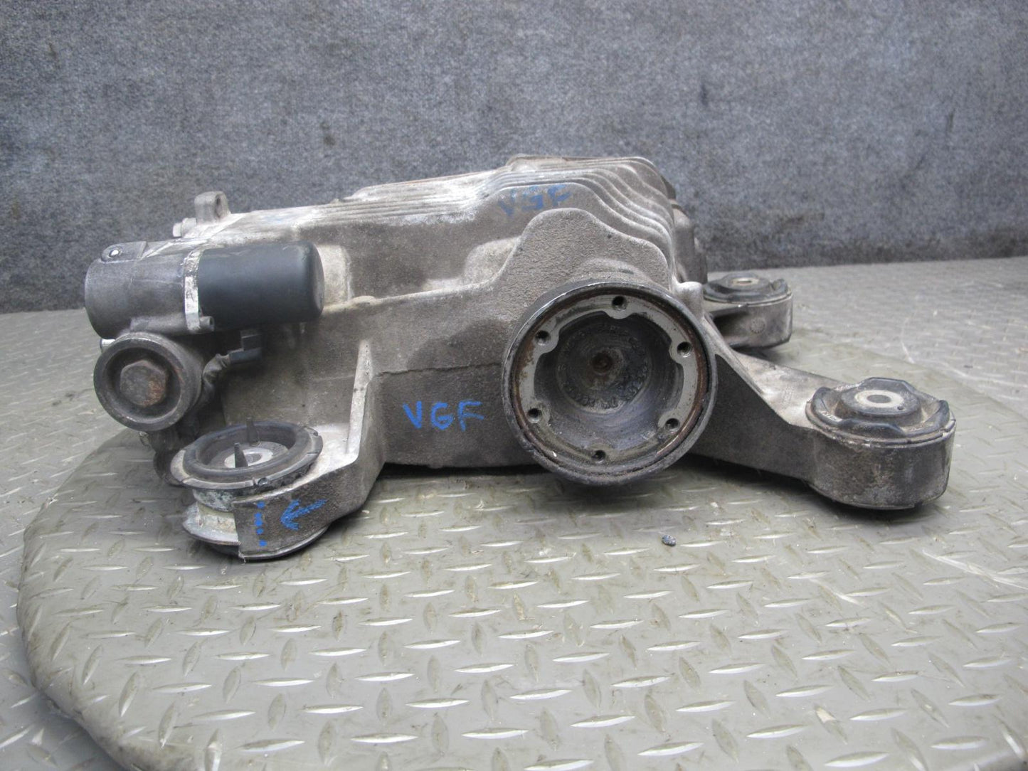 2008 VW Golf R32 MK5 VR6 AWD Haldex Rear Differential Carrier 148K Miles OEM
