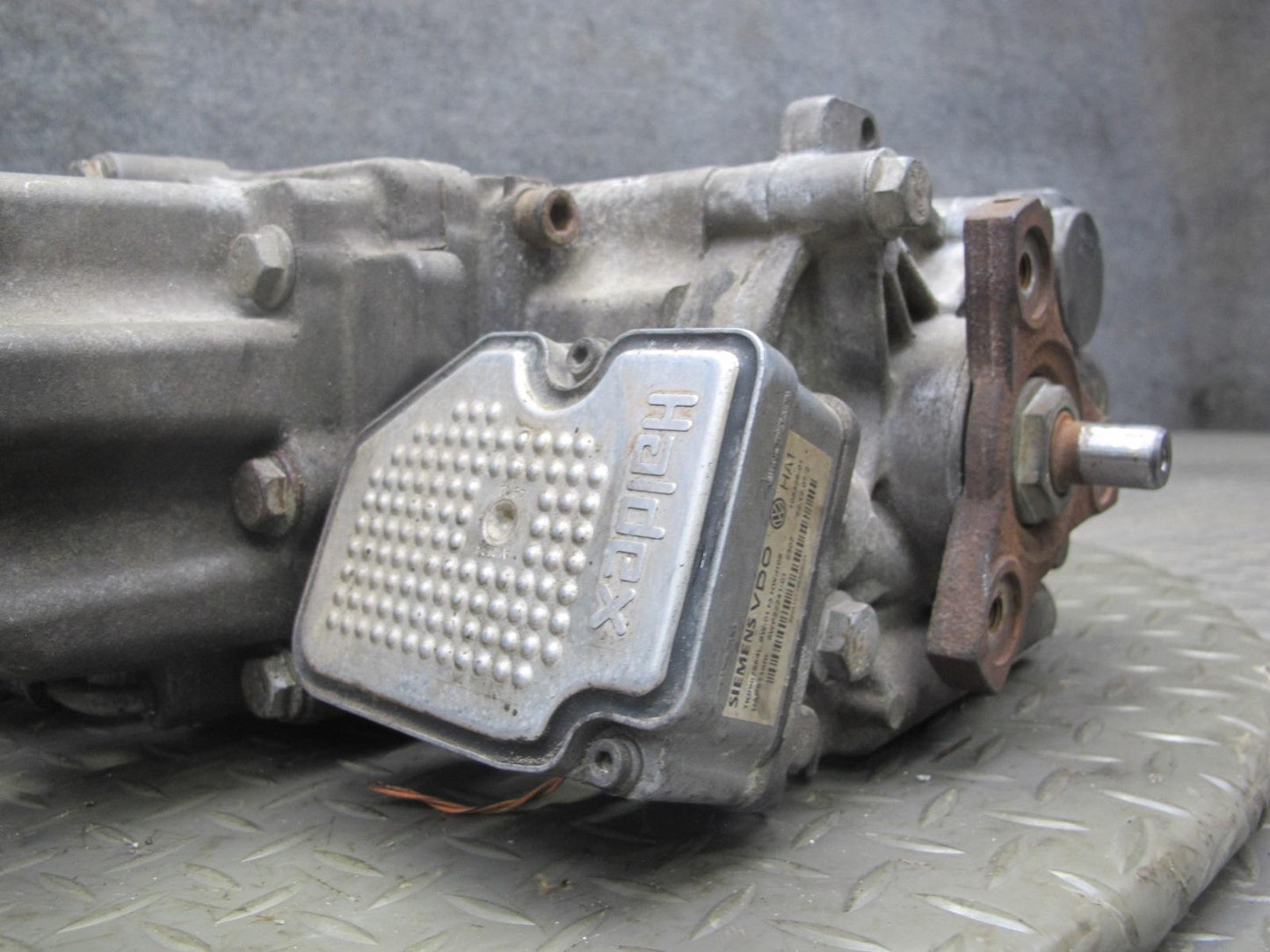 2008 VW Golf R32 MK5 VR6 AWD Haldex Rear Differential Carrier 148K Miles OEM