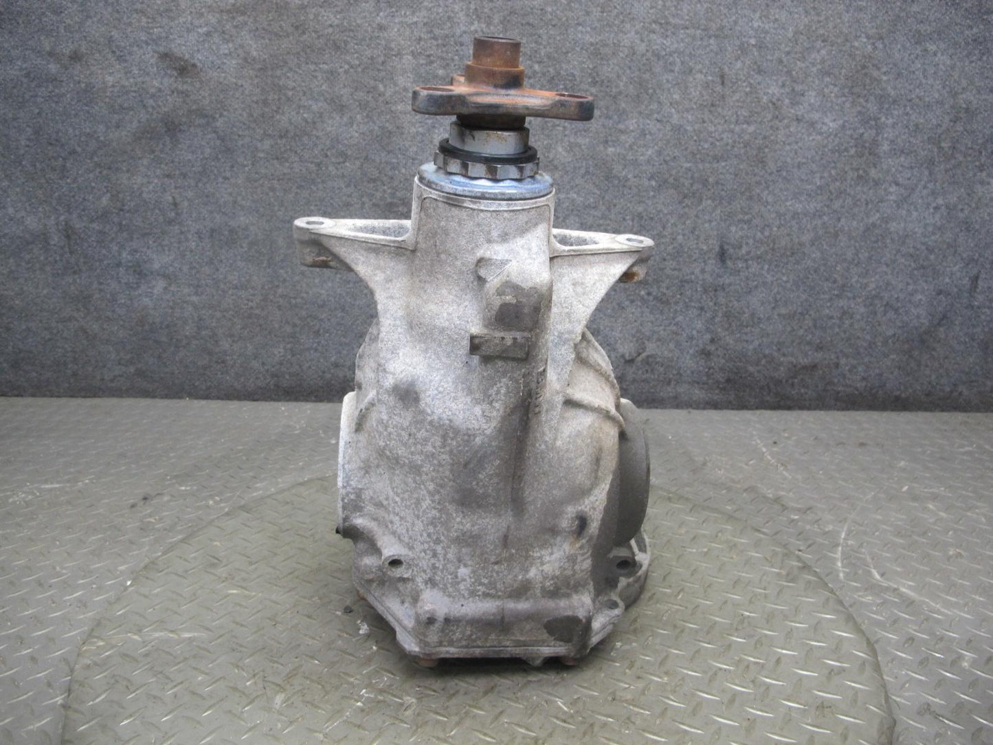 11-13 BMW F07 F12 F13 F10 550i A/T Rear Differential Carrier 3.08 Ratio 103K OEM