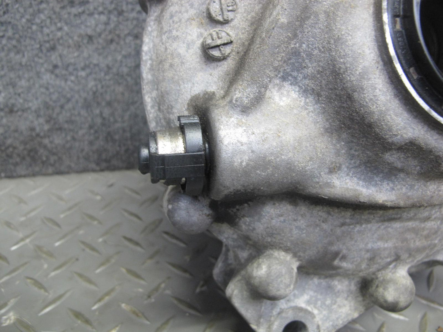 11-13 BMW F12 F13 F10 550i AWD AT Front Differential Carrier 3.08 Ratio 103K OEM