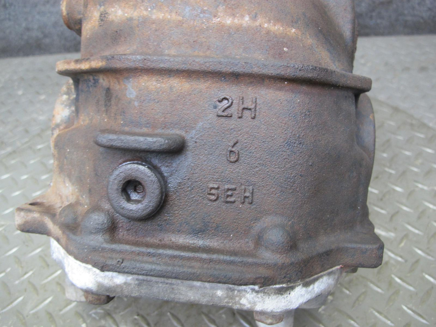 06-15 Lexus IS250 RWD A/T Rear Differential Carrier 3.909 Ratio 141K Miles OEM