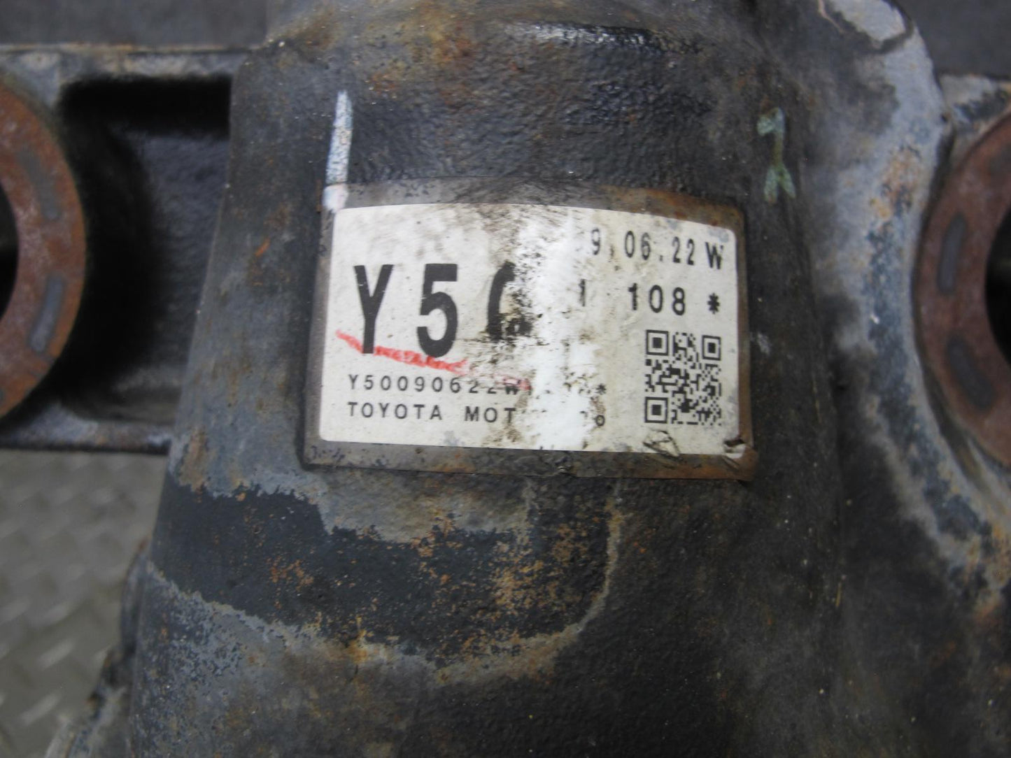 06-15 Lexus IS250 RWD A/T Rear Differential Carrier 3.909 Ratio 128K Miles OEM