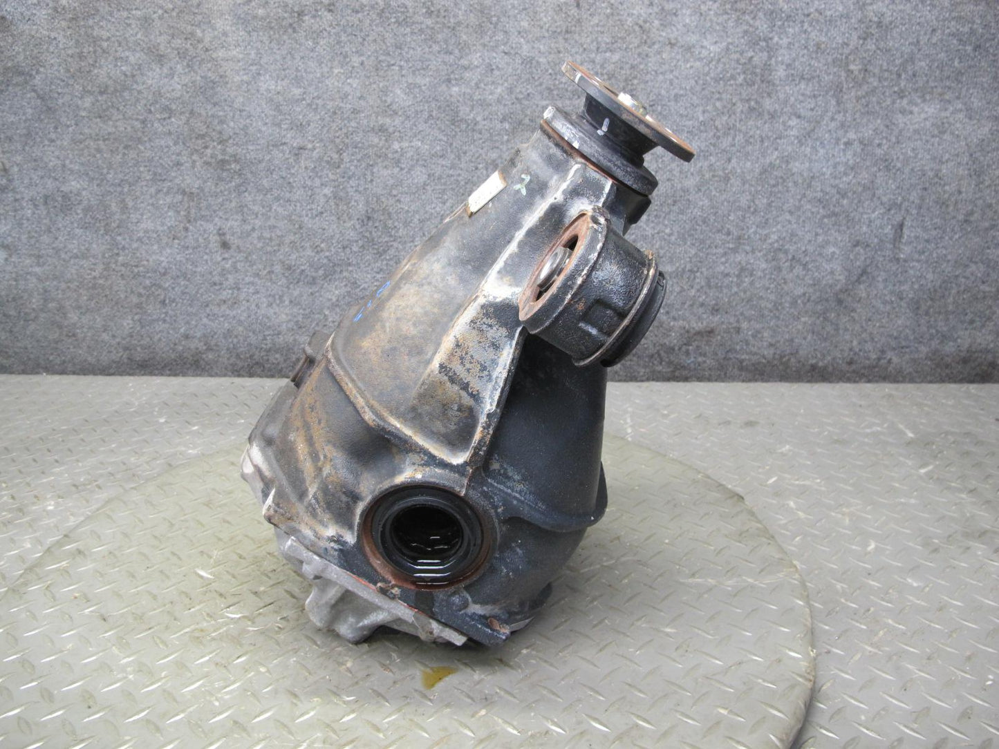 06-15 Lexus IS250 RWD A/T Rear Differential Carrier 3.909 Ratio 128K Miles OEM