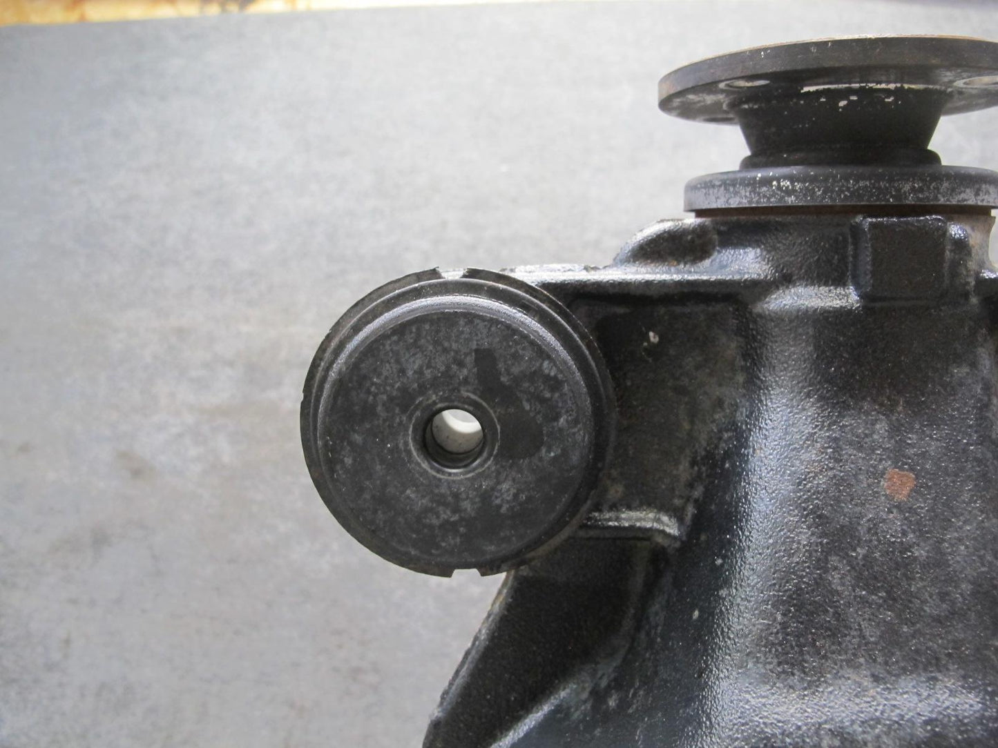 06-15 Lexus IS250 RWD A/T Rear Differential Carrier 3.909 Ratio 128K Miles OEM
