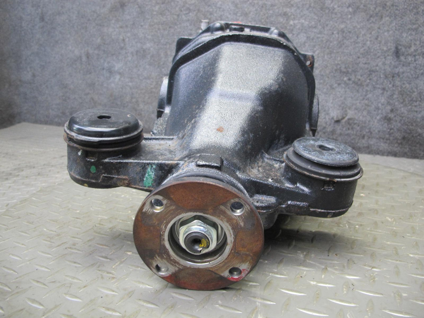 06-15 Lexus IS250 RWD A/T Rear Differential Carrier 3.909 Ratio 128K Miles OEM