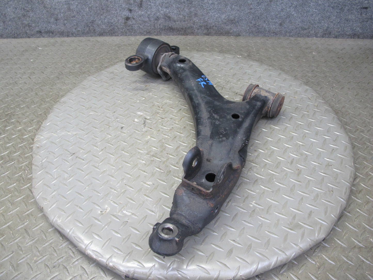 01-06 Lexus UCF30L LS430 RWD Front Right Suspension Lower Control Arm OEM