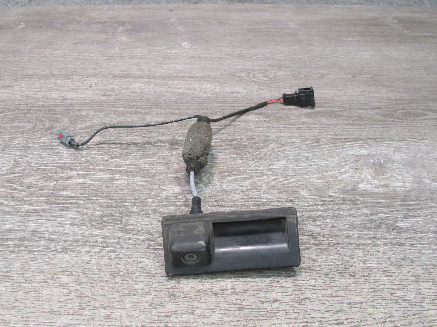 10-16 Audi S5 A4 S4 B8 Rear Trunk Lid Release Handle w Camera 5N0827566AA OEM