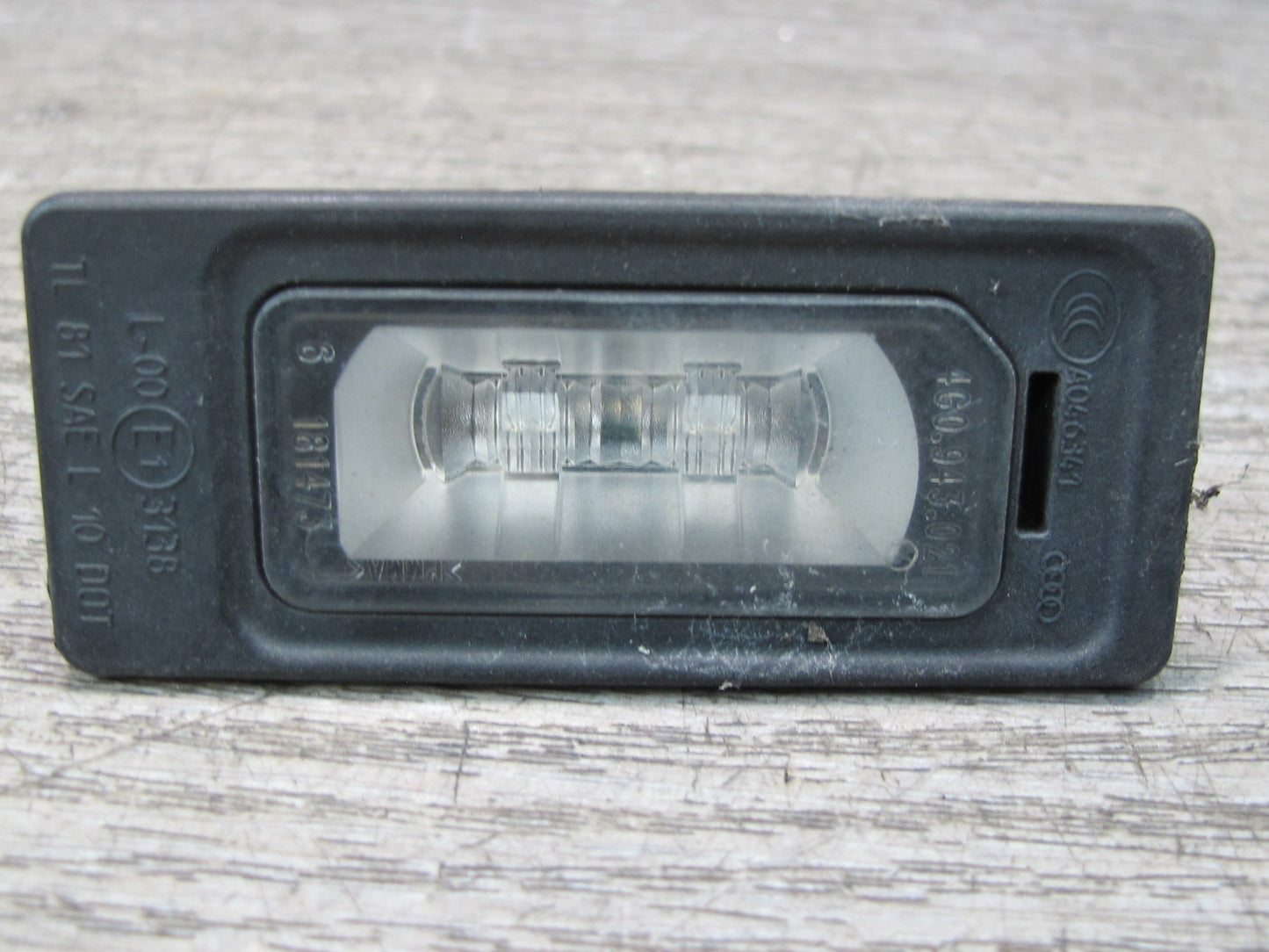 13-16 Audi A4 S4 B8 Set of 2 Rear Left & Right License Light Lamp 4G0943021A OEM
