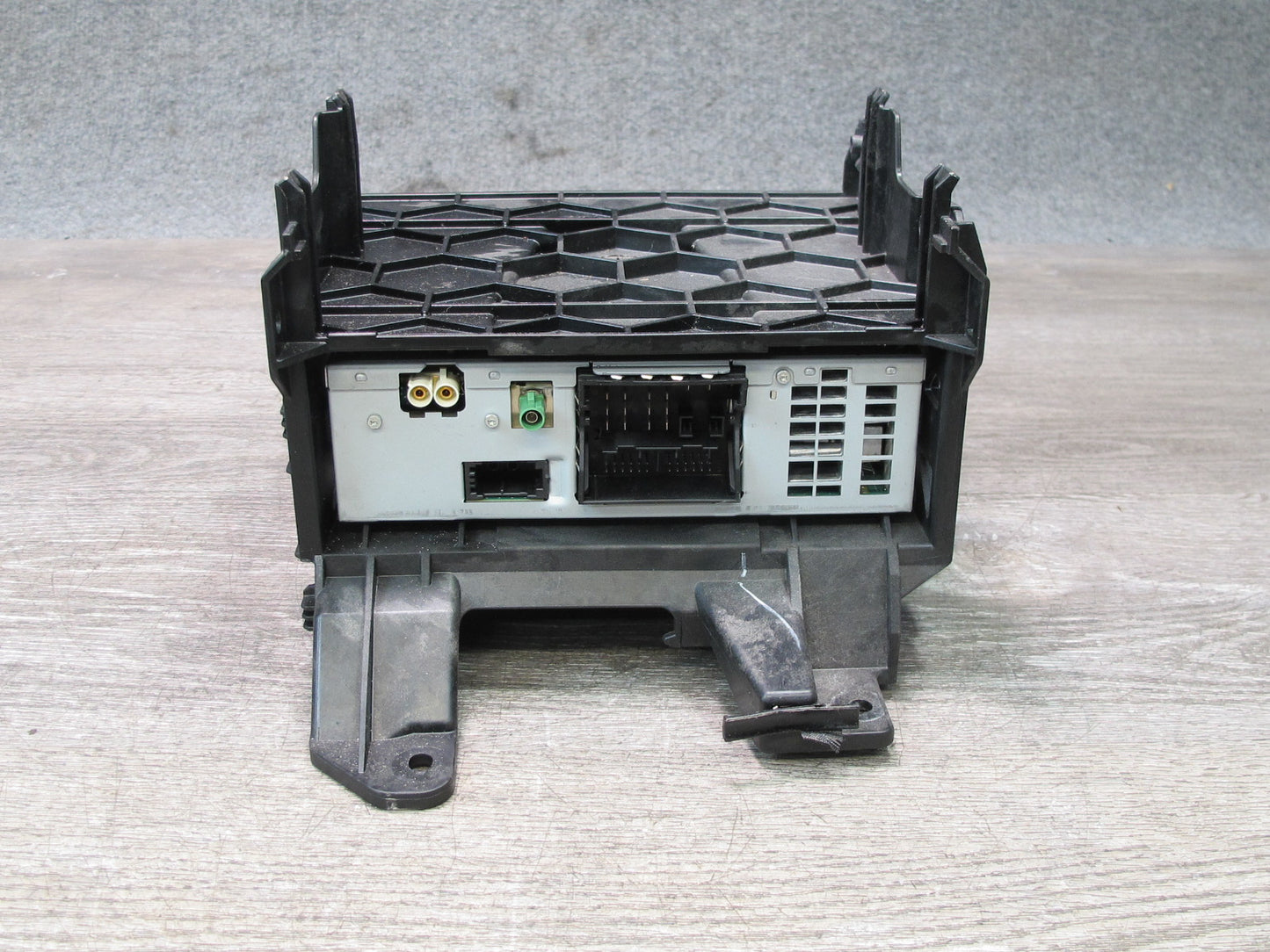 2013 Audi A4 S4 Rear Trunk Satellite Radio Receiver Module w Mount Bracket OEM