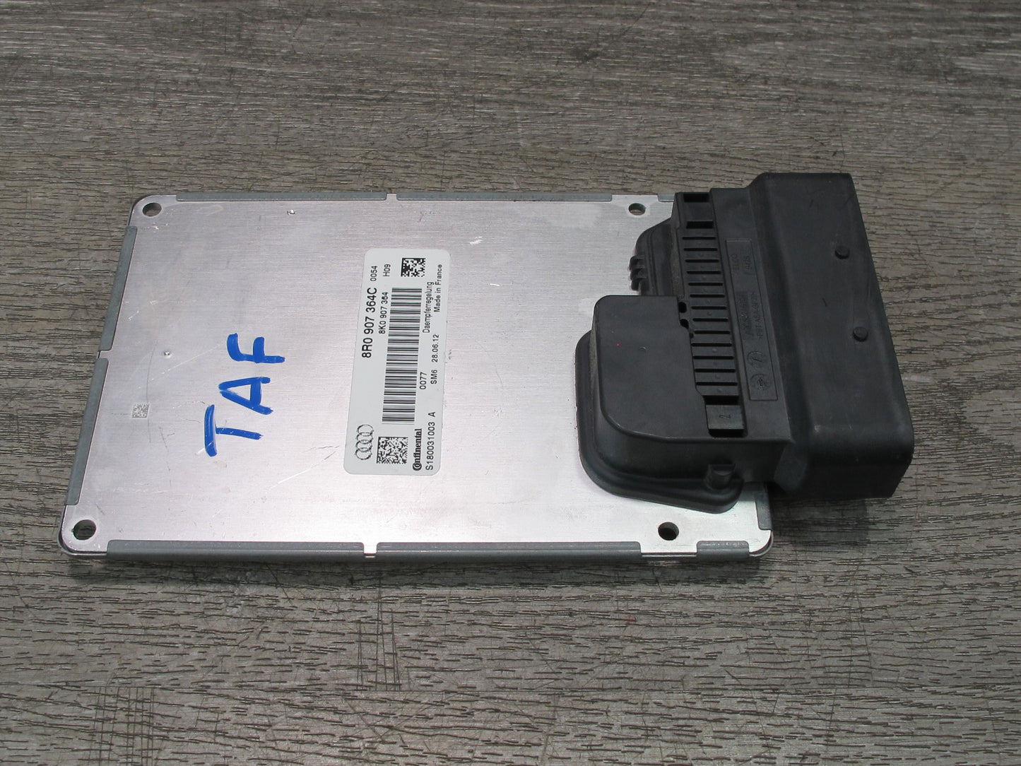 10-16 Audi A4 S4 B8 Active Suspension Damping Control Module Unit 8R0907364C OEM