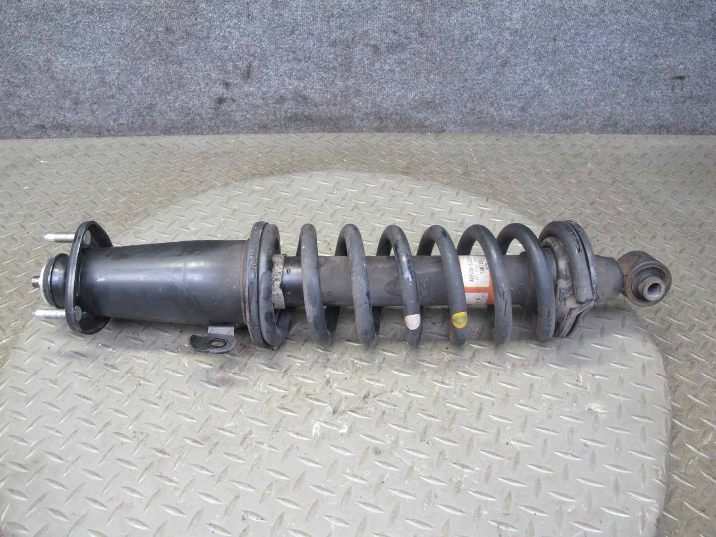 10-15 Lexus IS350 IS250 Convertible Rear Left & Right Side Shock Strut Set OEM