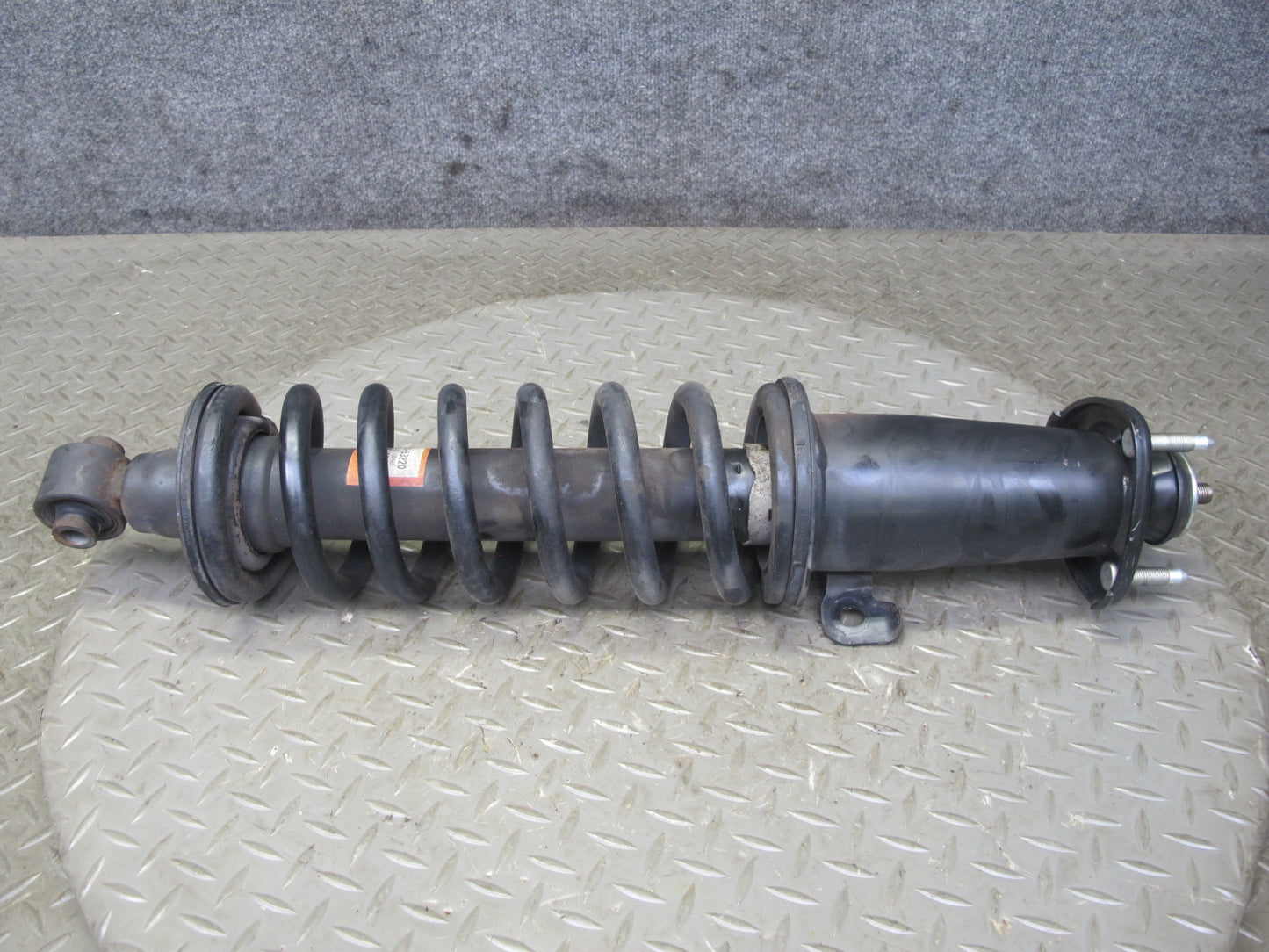 10-15 Lexus IS350 IS250 Convertible Rear Left & Right Side Shock Strut Set OEM