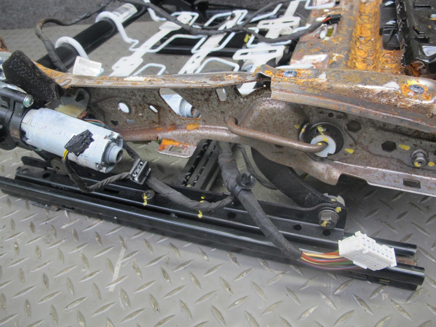 12-18 BMW F30 328i 335i Front Right Seat Lower Frame Track Rail  w Motors OEM