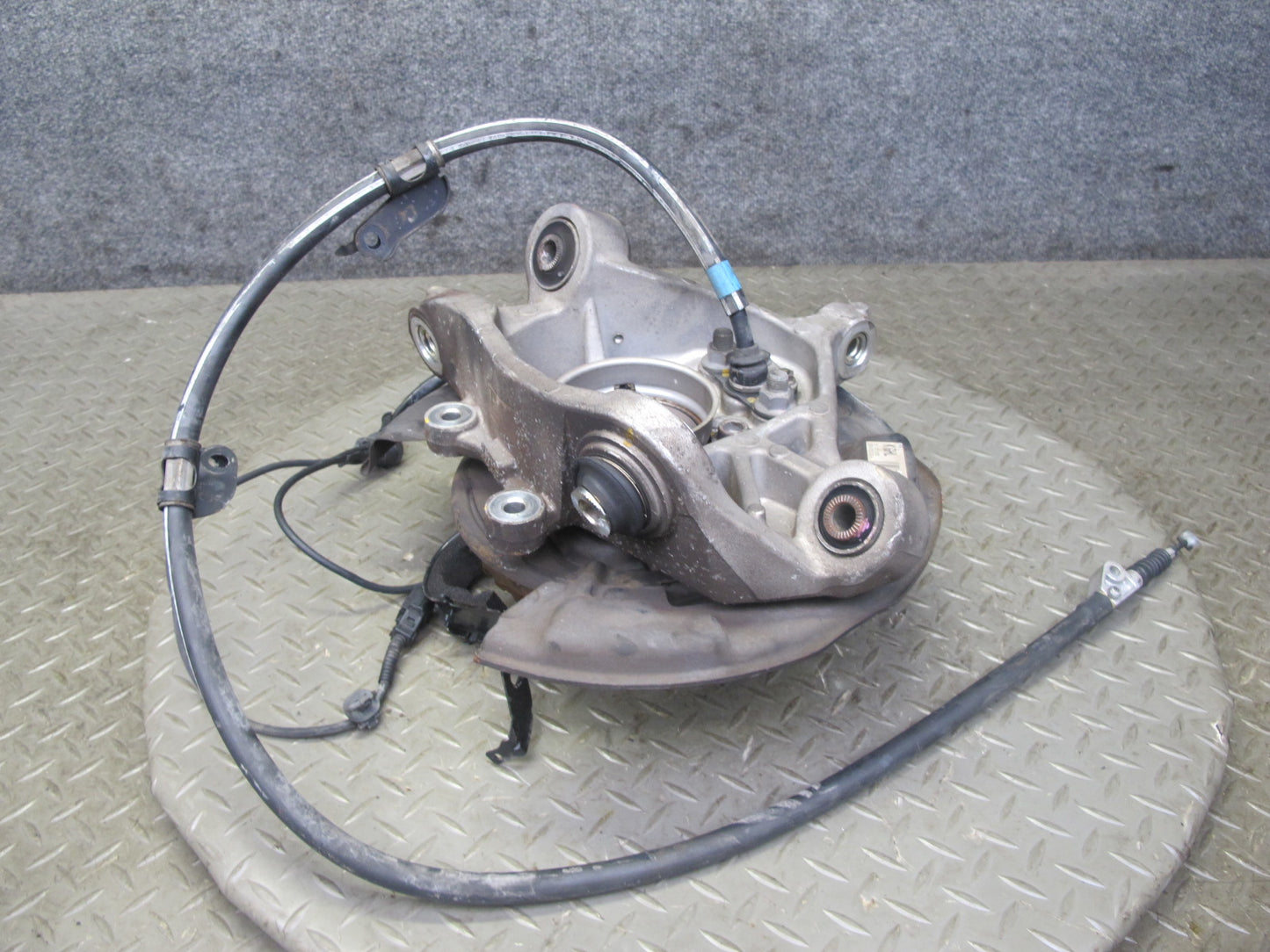 06-14 Lexus GSE20L IS250 RWD Rear Left Spindle Knuckle Wheel Hub Bearing OEM
