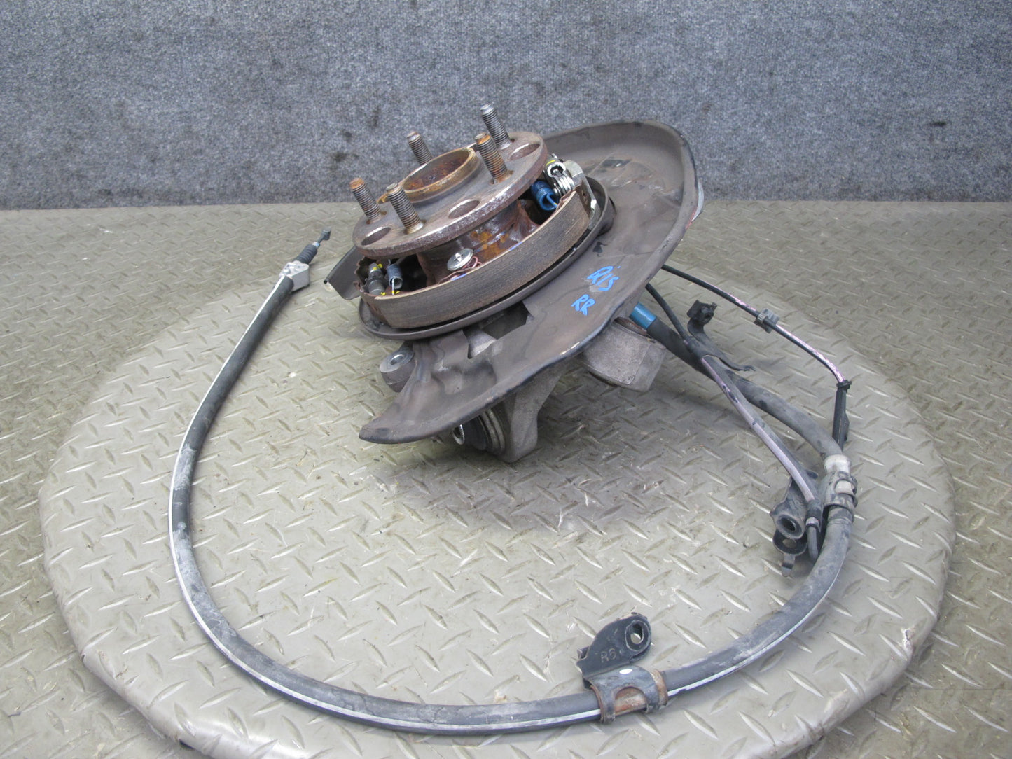 06-14 Lexus GSE20L IS250 RWD Rear Right Spindle Knuckle Wheel Hub Bearing OEM