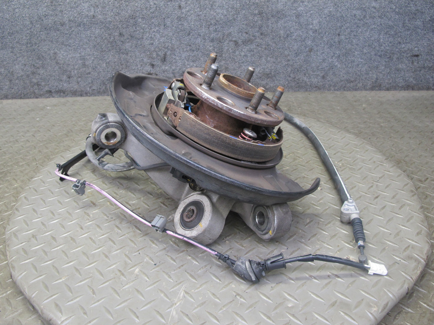 06-14 Lexus GSE20L IS250 RWD Rear Right Spindle Knuckle Wheel Hub Bearing OEM