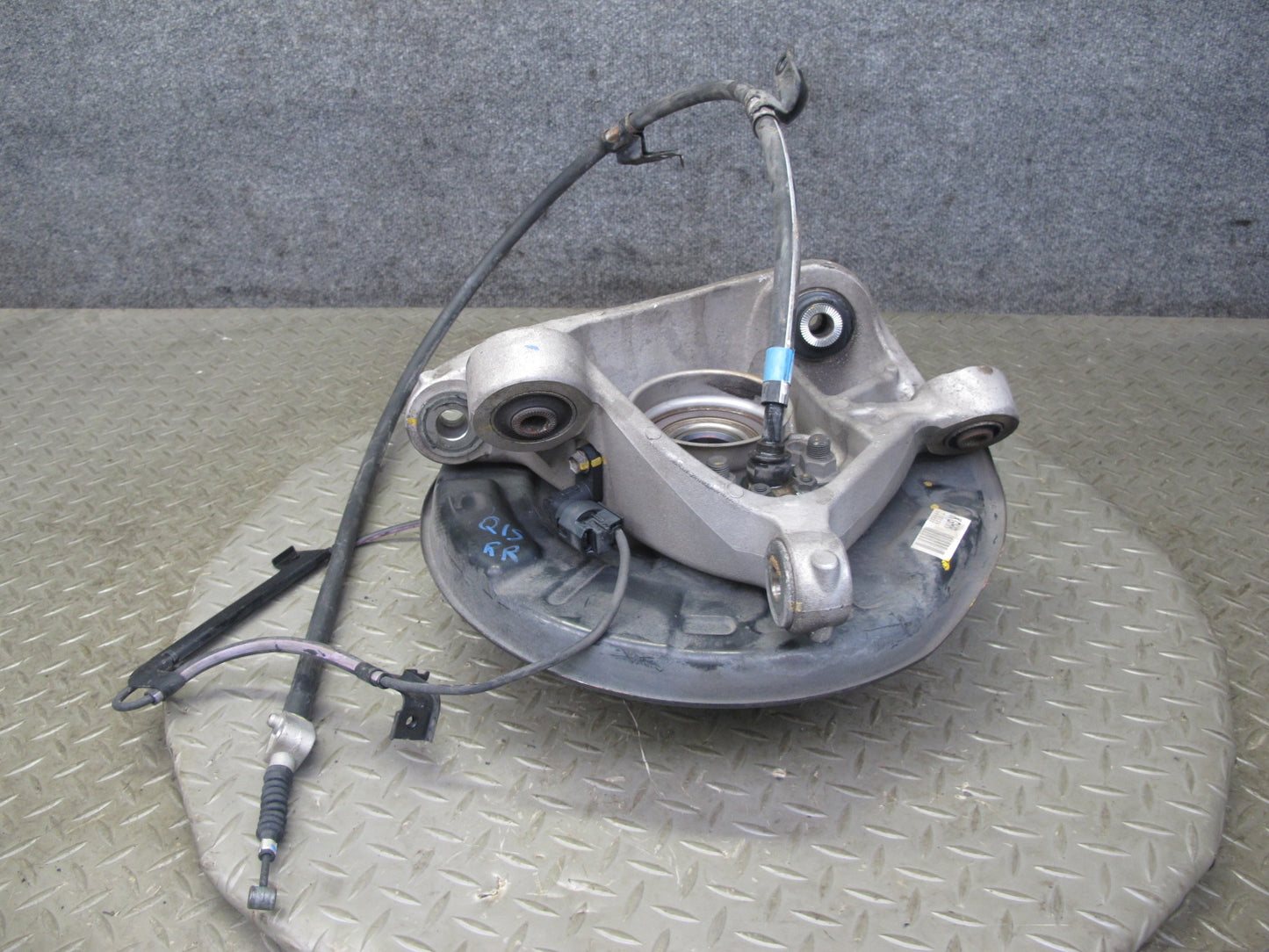 06-14 Lexus GSE20L IS250 RWD Rear Right Spindle Knuckle Wheel Hub Bearing OEM