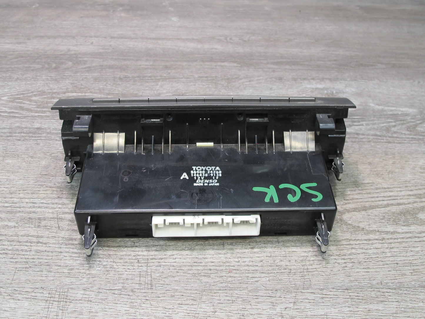 02-08 Lexus Z40 SC430 A/C Heater Climate Control Switch Panel 55900-24260 OEM