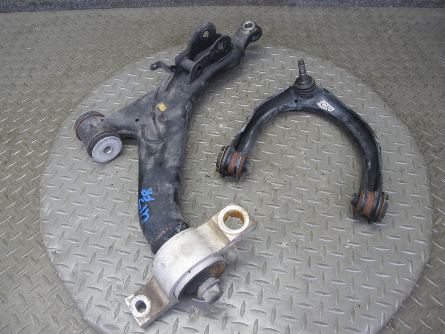 10-15 Lexus IS350 IS250 Convert Front Right Upper & Lower Control Arm Set OEM