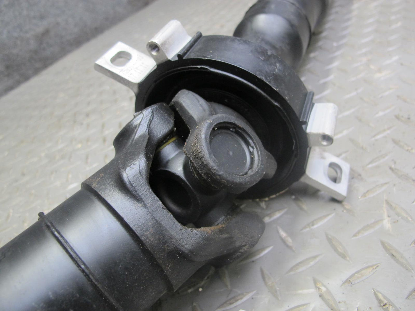 12-16 BMW F10 550Xi AWD A/T Rear Drive Shaft Driveshaft 103K Miles 7631359 OEM