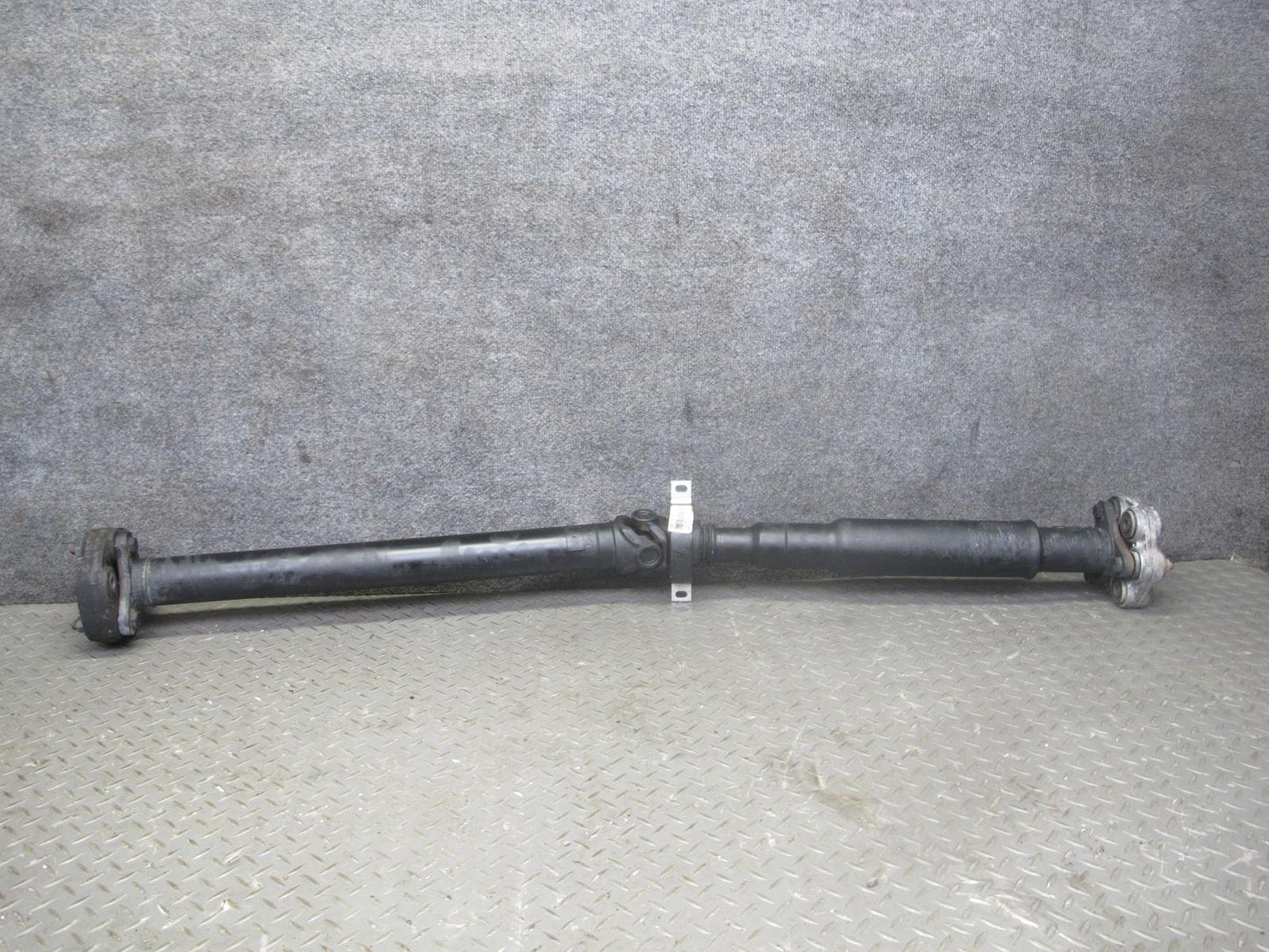 12-16 BMW F10 550Xi AWD A/T Rear Drive Shaft Driveshaft 103K Miles 7631359 OEM