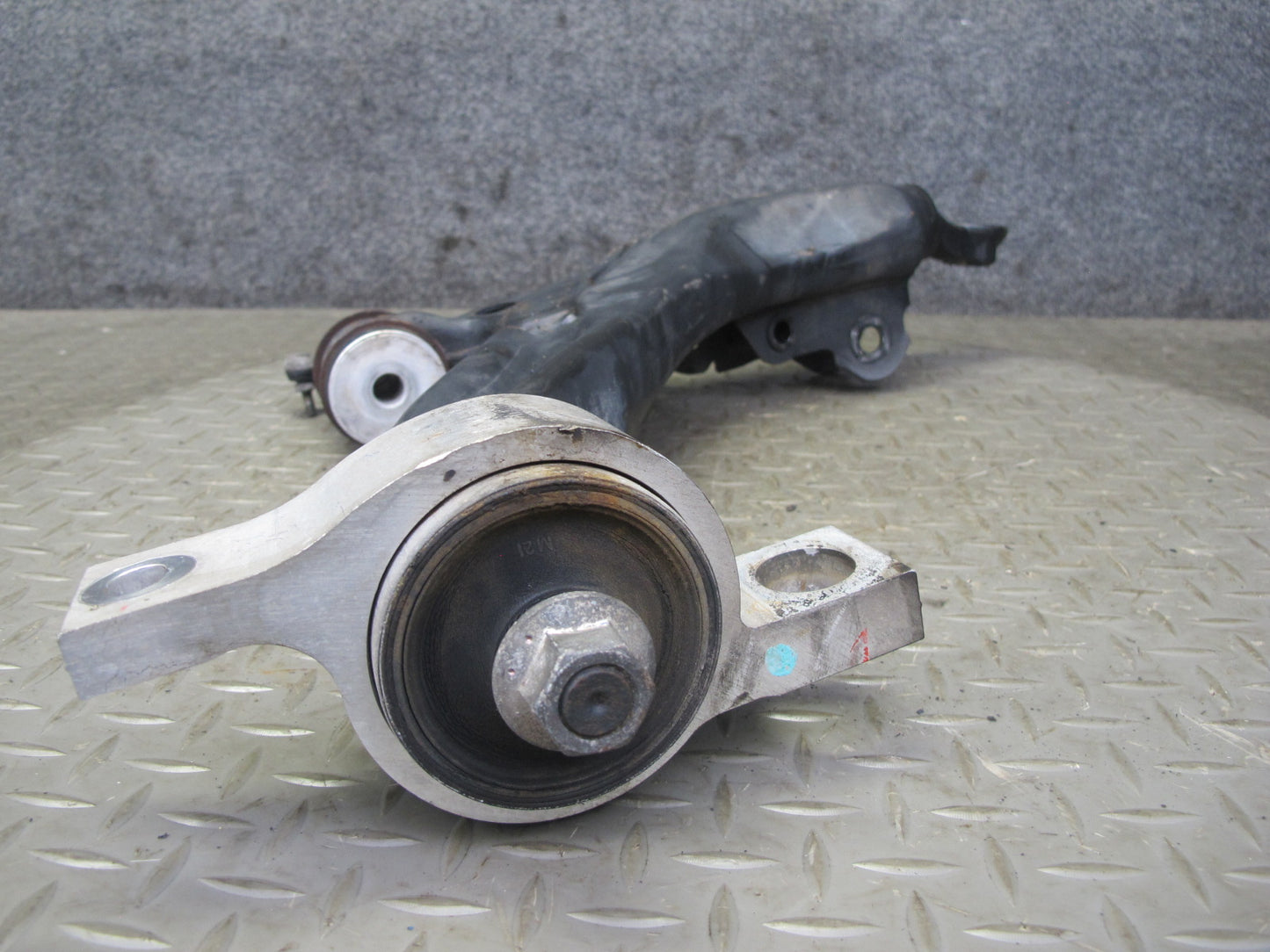 10-15 Lexus IS350 IS250 Convertible Front Left Upper & Lower Control Arm Set OEM