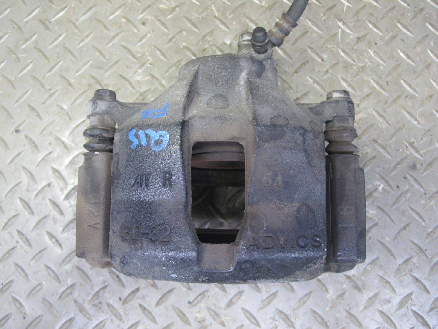 09-15 Lexus GSE20L IS250 RWD Set of 2 Front Left & Right Brake Caliper OEM