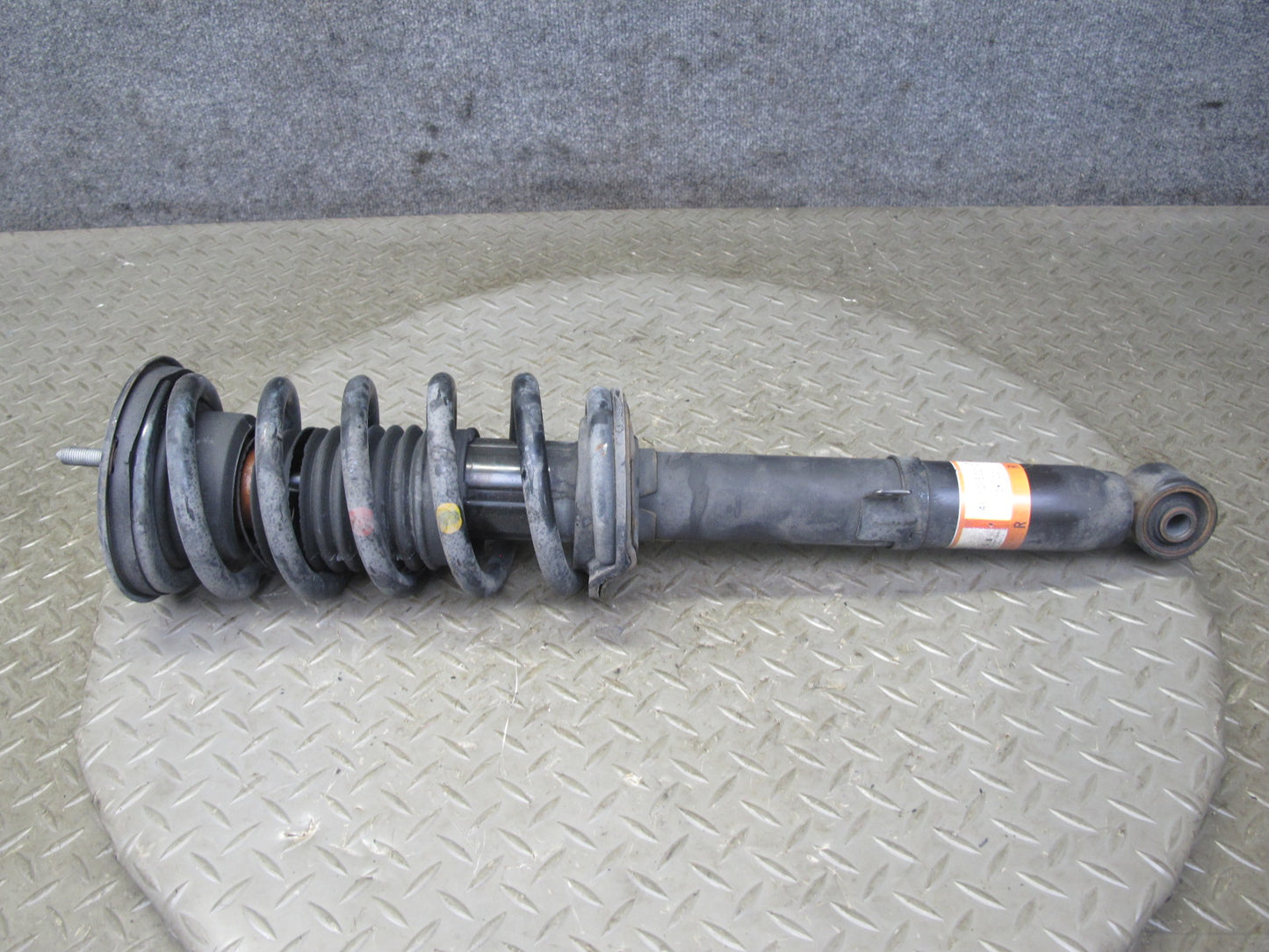 10-15 Lexus GSE20L IS250 Convertible Set of 2 Front Left & Right Shock Strut OEM