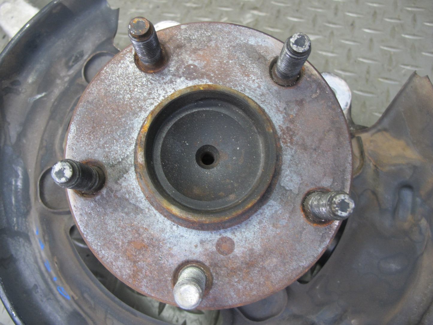 06-15 Lexus GSE20L IS250 RWD Front Left Spindle Knuckle Wheel Hub Bearing OEM