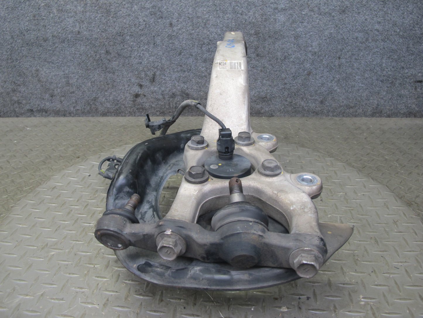 06-15 Lexus GSE20L IS250 RWD Front Right Spindle Knuckle Wheel Hub Bearing OEM