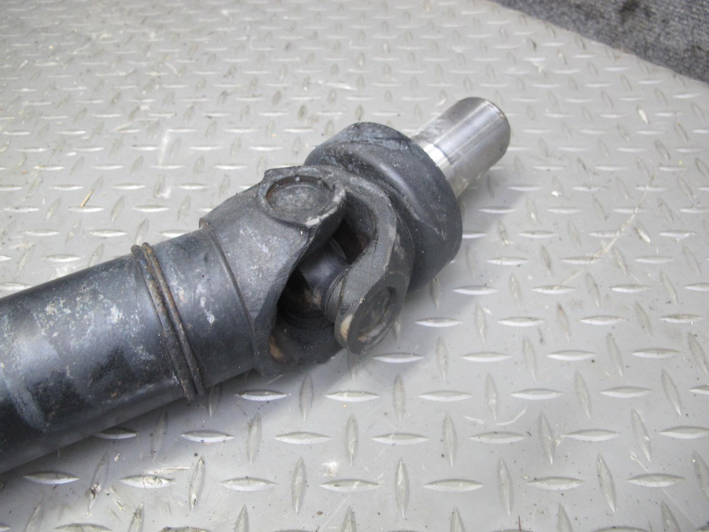06-13 Lexus IS250 RWD A/T Auto Transmission Rear Driveshaft Drive Shaft OEM