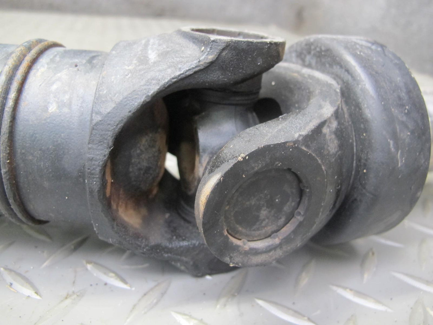 06-13 Lexus IS250 RWD A/T Auto Transmission Rear Driveshaft Drive Shaft OEM