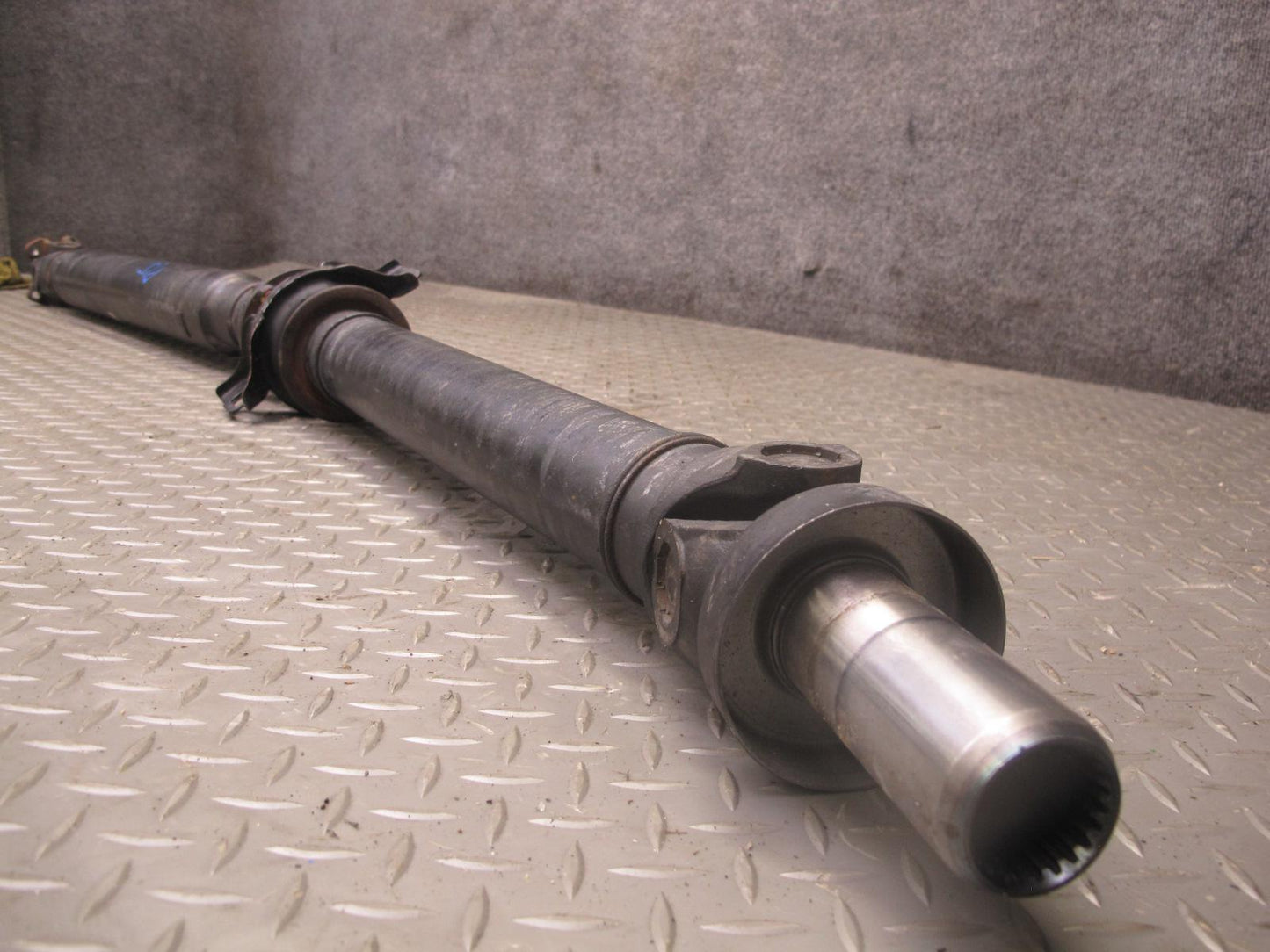 06-13 Lexus IS250 RWD A/T Auto Transmission Rear Driveshaft Drive Shaft OEM