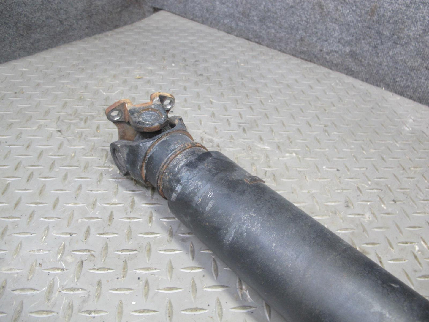 06-13 Lexus IS250 RWD A/T Auto Transmission Rear Driveshaft Drive Shaft OEM
