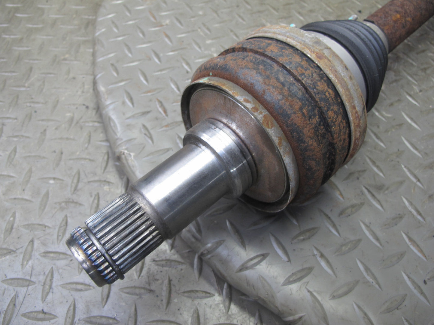04-06 Lexus UCF30L LS430 Rear Right Suspension Axle Shaft OEM