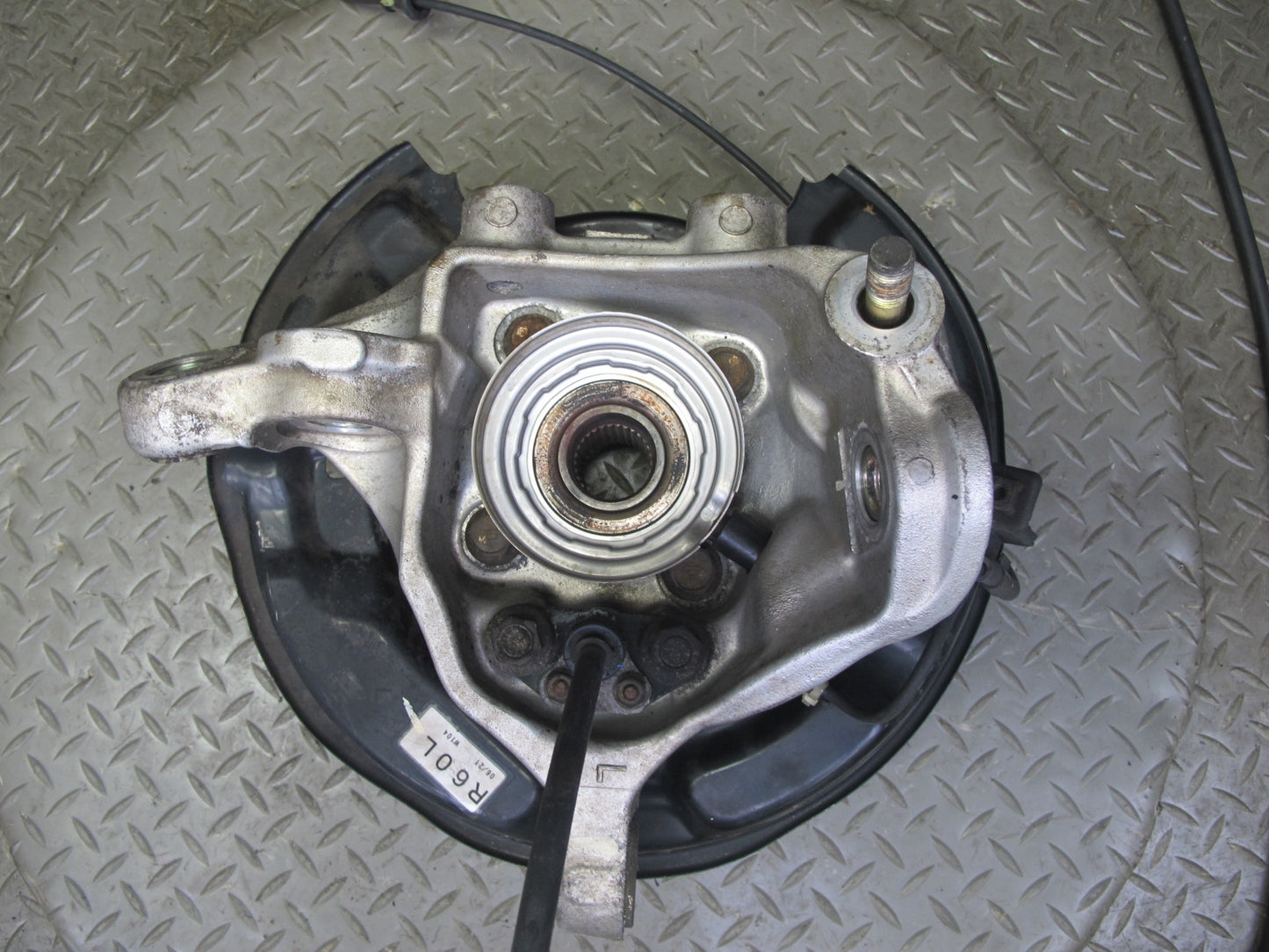 01-06 Lexus LS430 UCF30L RWD Rear Left Spindle Knuckle Wheel Hub Bearing OEM