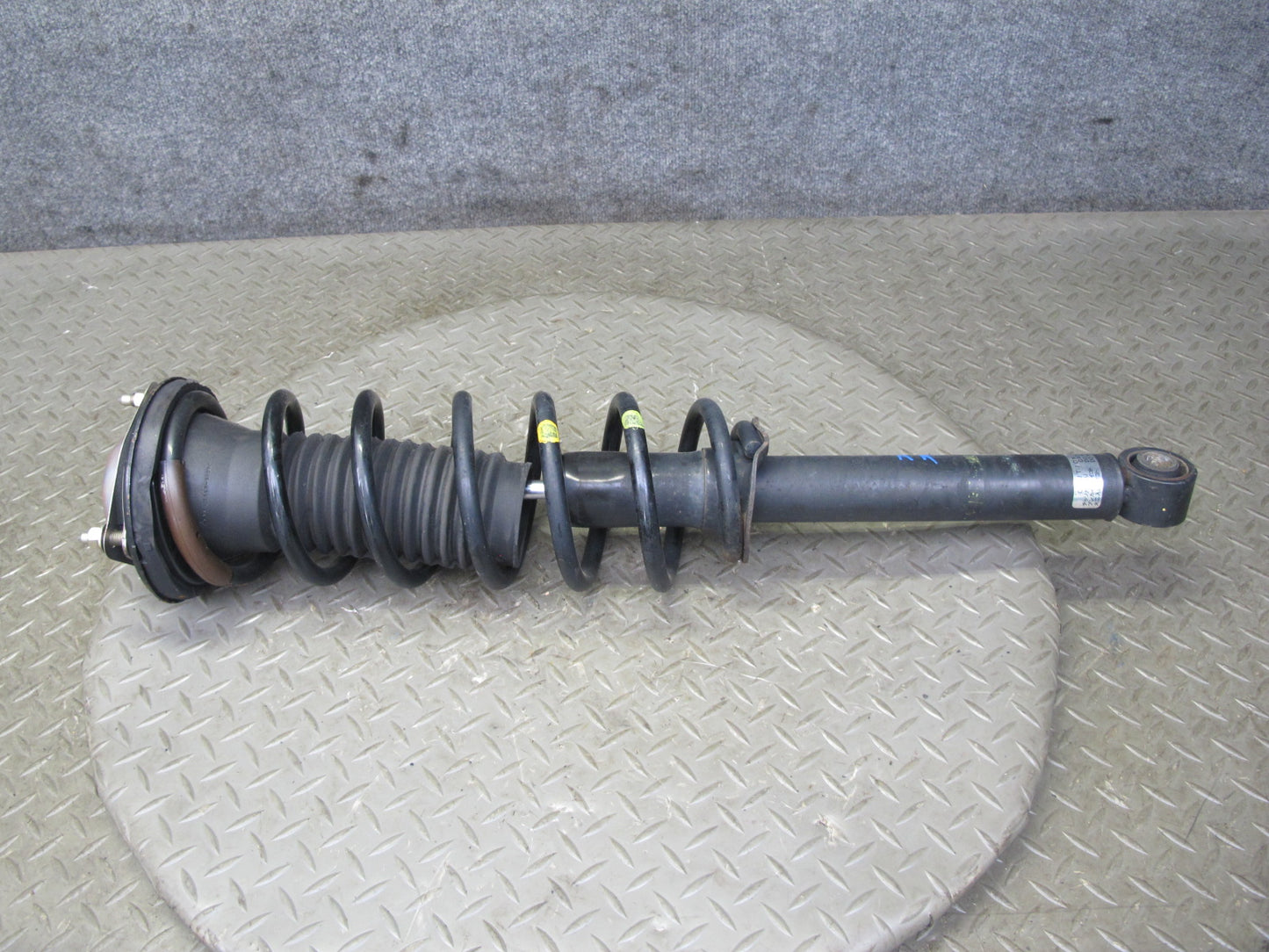 04-06 Lexus UCF30L LS430 Set of 2 Rear Left Right Strut Shock Absorber 116K OEM