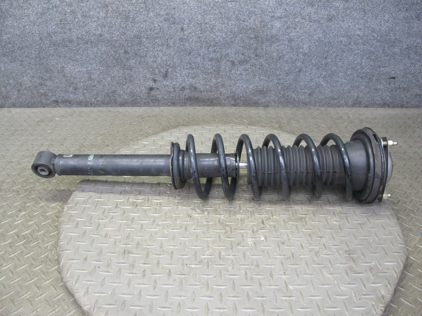 04-06 Lexus UCF30L LS430 Set of 2 Rear Left Right Strut Shock Absorber 116K OEM