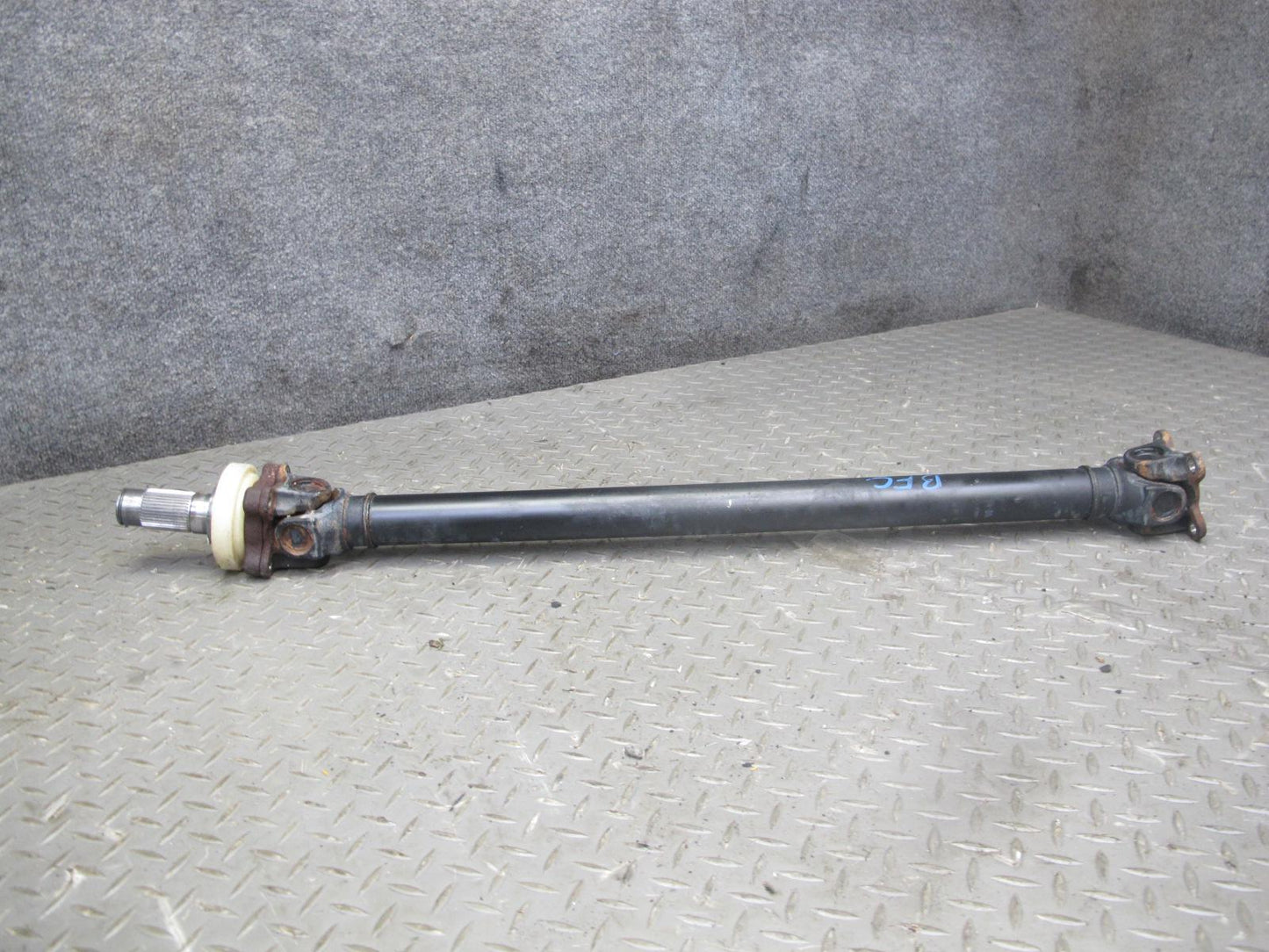 11-16 BMW F01 F07 F10 550Xi AWD Front Drive Shaft Driveshaft 103K Miles OEM