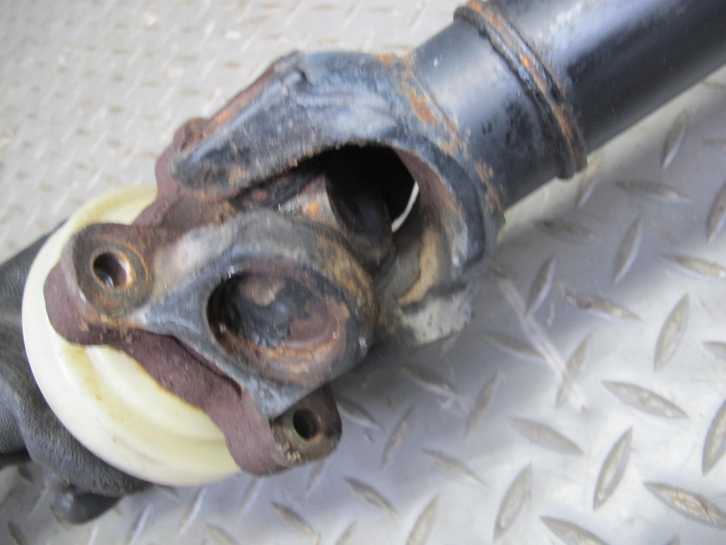 11-16 BMW F01 F07 F10 550Xi AWD Front Drive Shaft Driveshaft 103K Miles OEM