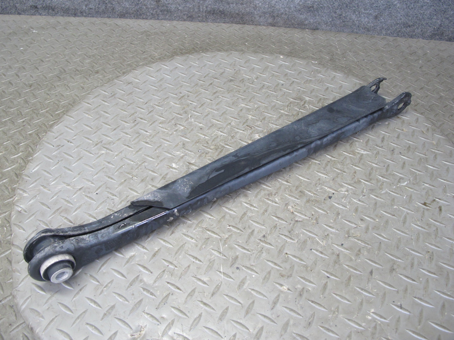 09-16 BMW E89 Z4 Set of 2 Rear Left Suspension Lower Control Arm OEM