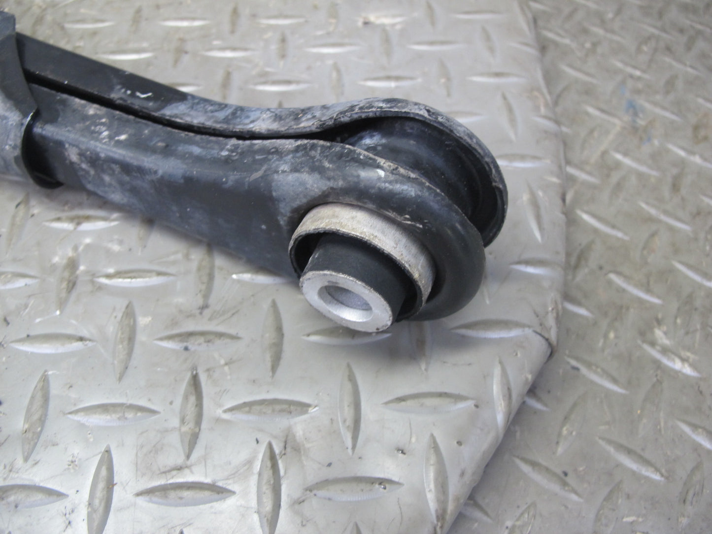 09-16 BMW E89 Z4 Set of 2 Rear Left Suspension Lower Control Arm OEM