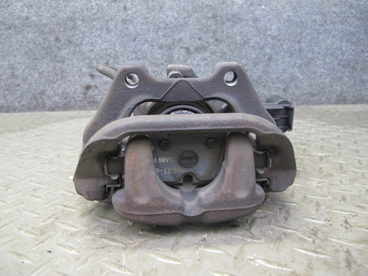 09-16 BMW E89 Z4 Set of 2 Rear Left & Right Brake Caliper OEM