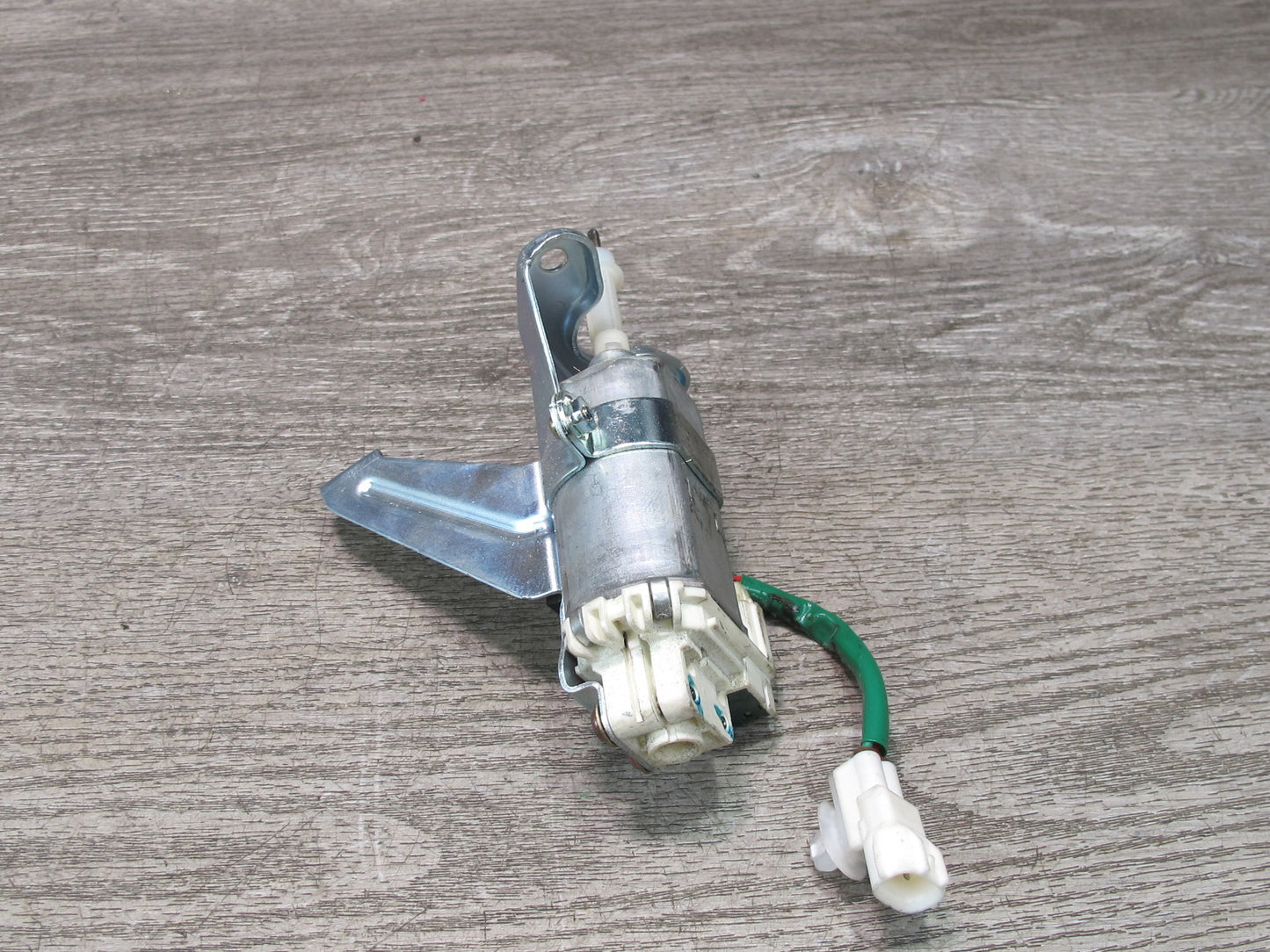 02-10 Lexus Z40 SC430 Set of 2 Rear Right Trunk Hinge Drive Gear Motor OEM