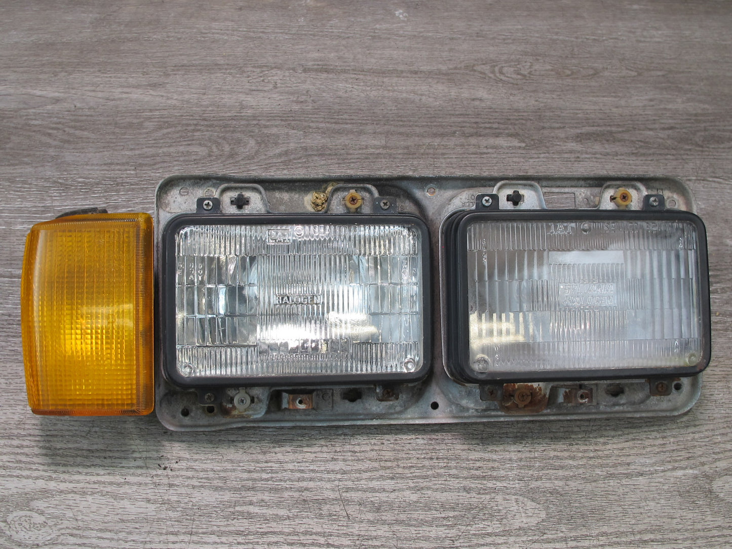 86-88 VW Scirocco MK2 Set of 2 Front Left & Right Headlight Turn Signal Lamp OEM