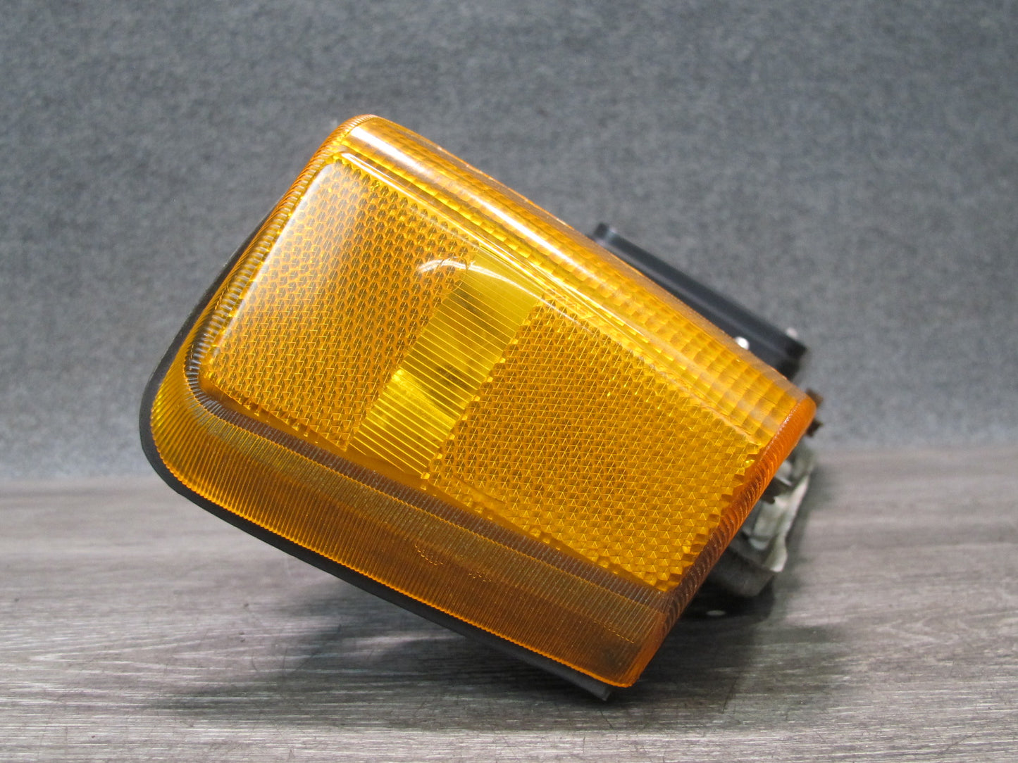 86-88 VW Scirocco MK2 Set of 2 Front Left & Right Headlight Turn Signal Lamp OEM