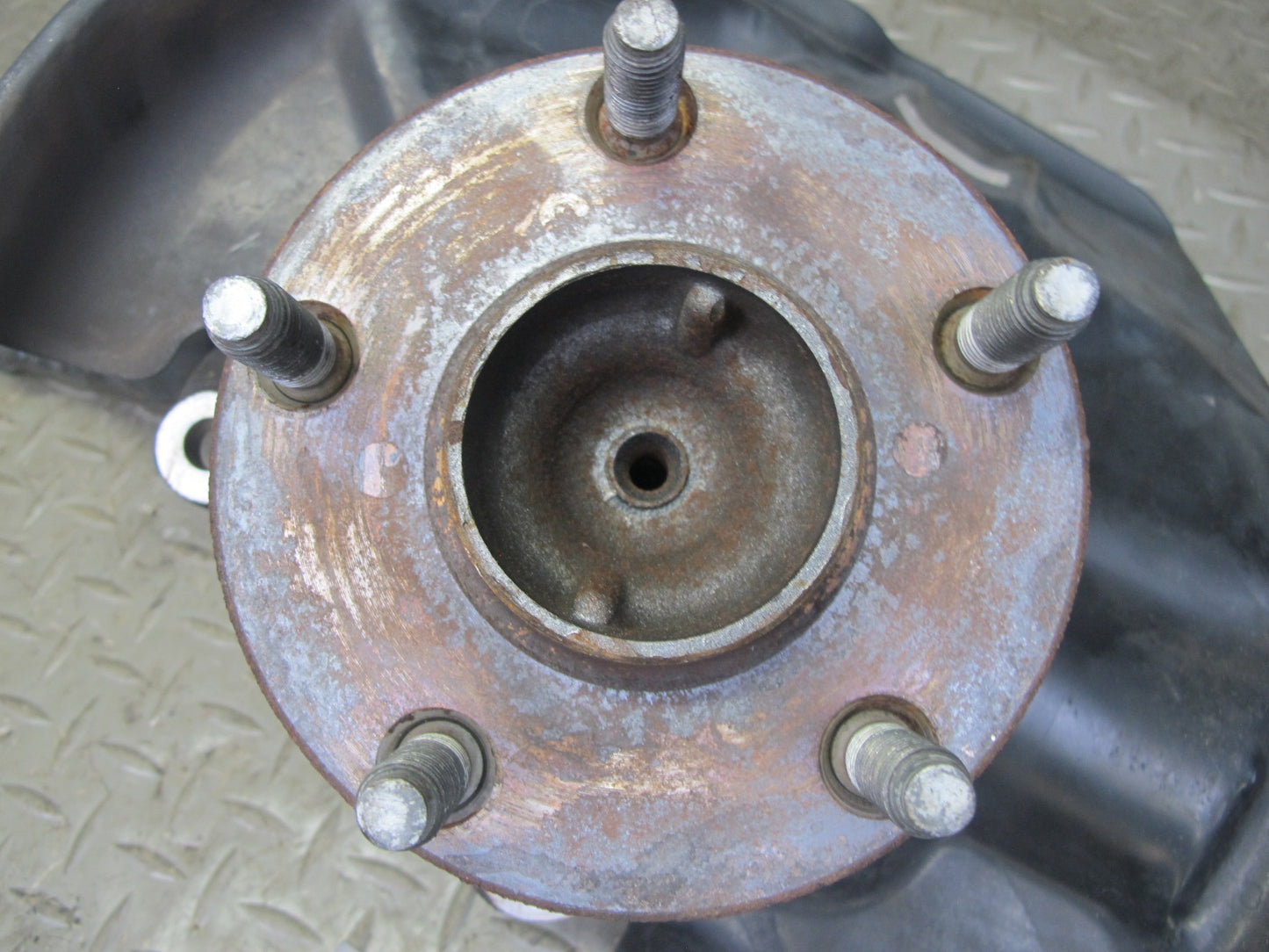 02-10 Lexus SC430 Front Right Side Spindle Knuckle Wheel Hub Bearing OEM